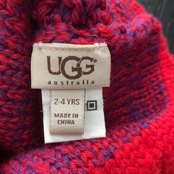 2/$25. Ugg kids knit hat. Age 2-5. NWOT - Picture 4 of 4